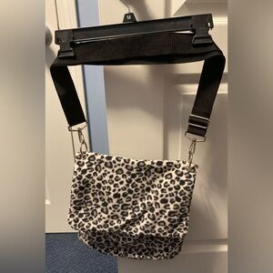 NWOT Old Navy Soft Cheetah Print Bag with Adjustable Strap